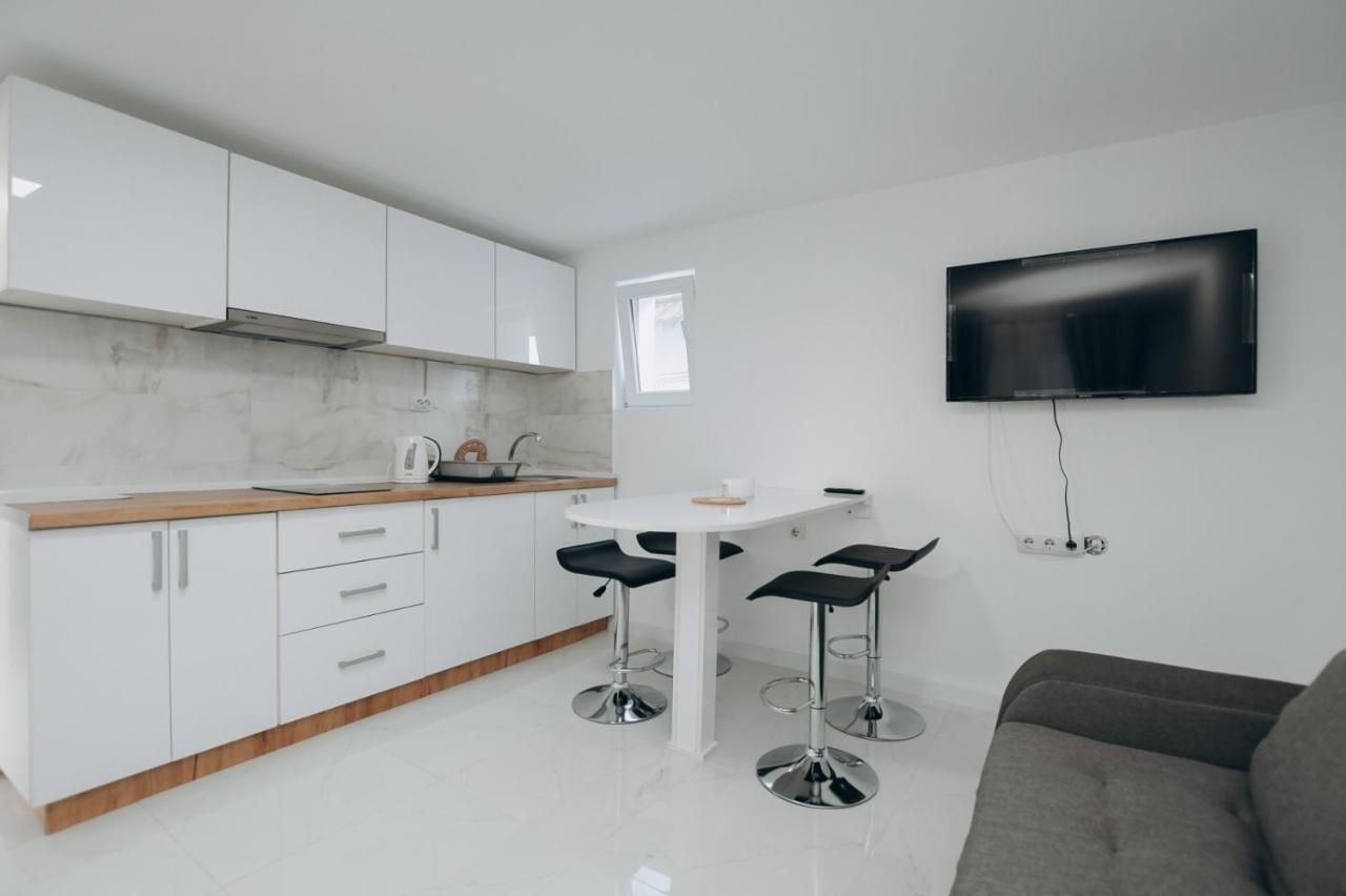 Apartmani Otasevic Кладово Екстер'єр фото
